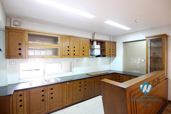 Unfurnished 05 bedrooms-Good house for rent in Trich Sai st, Tay Ho district 